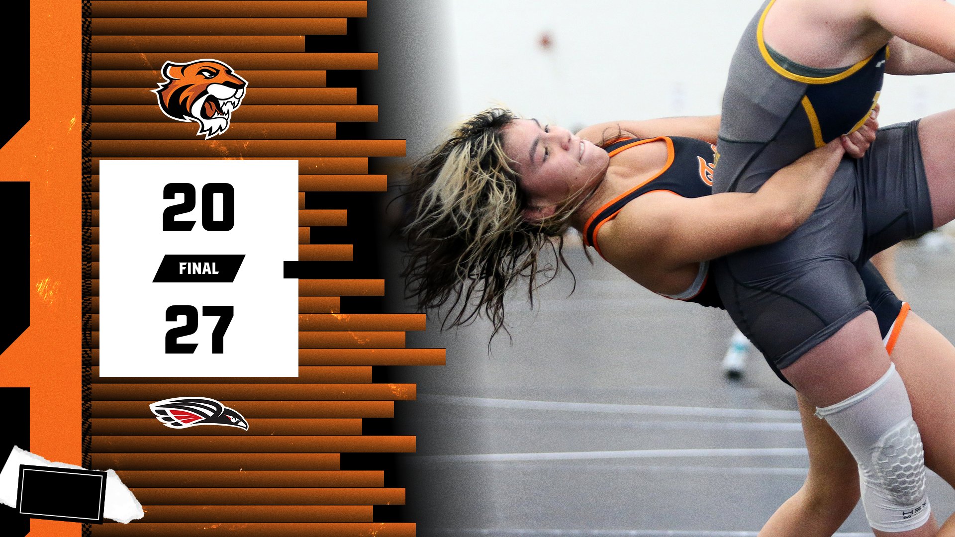 Women's Wrestling Drops Opener at National Duals